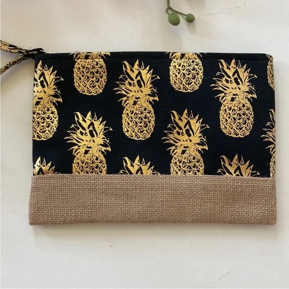 Black & Gold Foil Pineapple Wristlet/Cosmetic Bag - Picture 4 of 8